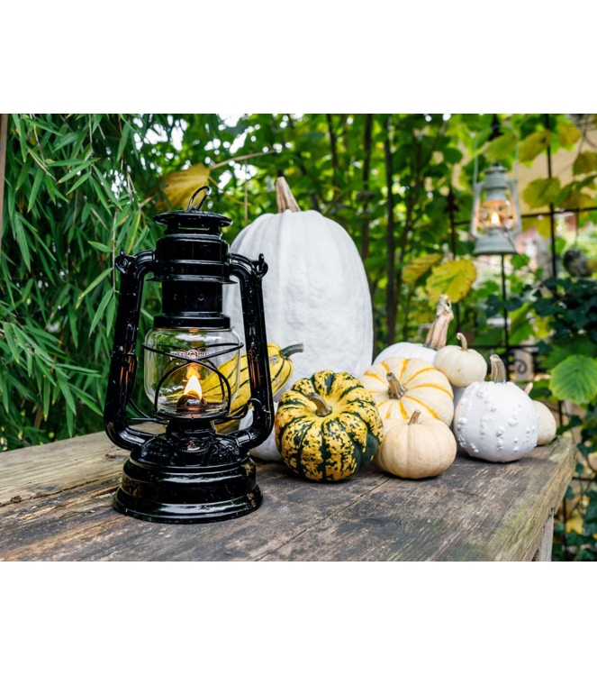 Feuerhand Feuerhand Stormlamp 276 olielamp zwart FH 276-ZW Zwart Feuerhand caravan FH 276-ZW licht grijs bij Leerentveldvrijetijd.nl