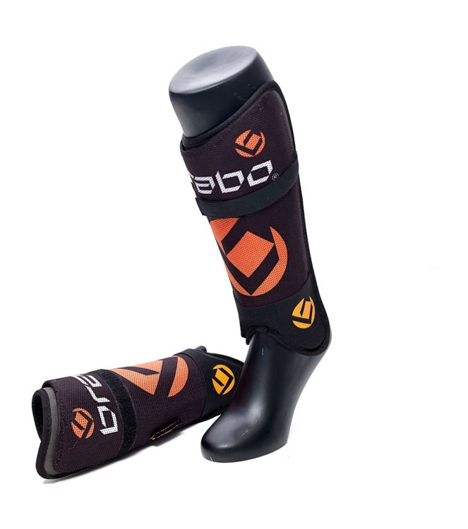 Brabo Brabo F1 washable scheenbeschermers 000 black/orange 31700000 000 black/orange Brabo bescherming 31700000  bij Leerentveldvrijetijd.nl