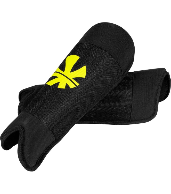 Reece bescherming 882109 8000 licht grijs bij Leerentveldvrijetijd.nl