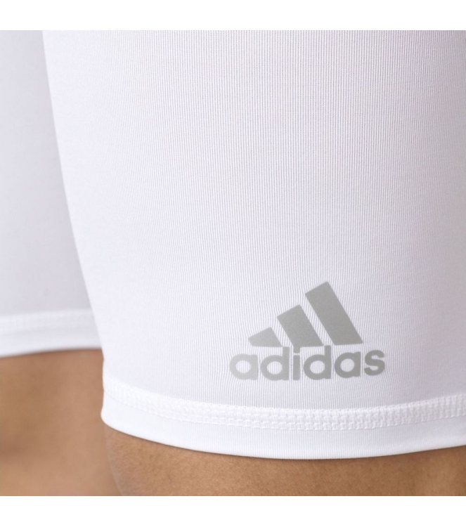 Adidas Adidas Techfit Base S Tight short white AJ5038 white Adidas hockeykleding AJ5038 roze bij Leerentveldvrijetijd.nl