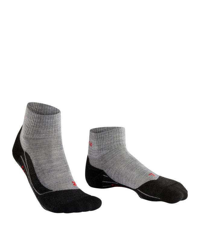 Falke Falke TK5 Wander Short Women 3403_light grey 16473 3403_light grey Falke wandelsokken 16473 lichtblauw bij Leerentveldvrijetijd.nl