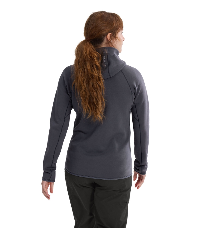 Arc'teryx Arc\'teryx Kyanite Hoody W dk stratus X000008535 Dk Stratus Arc'teryx fleeces en truien X000008535 geen kleur bij Leerentveldvrijetijd.nl