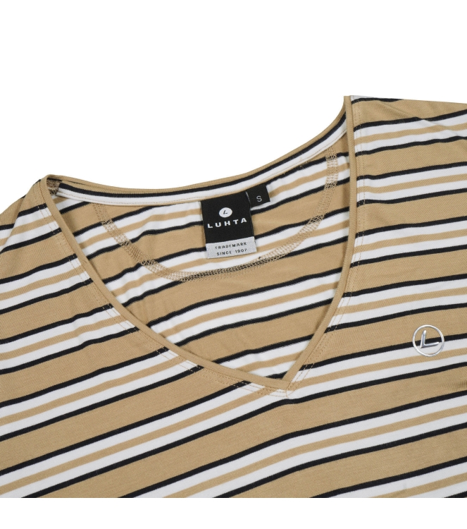 Luhta Luhta Kivihaka Wm T-Shirt 021_powder 37280_335_L 021_Powder Luhta fleeces en truien 37280_335_L wit bij Leerentveldvrijetijd.nl