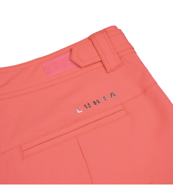 Luhta Luhta Espholm Wm Shorts 629_pink 37729_595_L 629_Pink Luhta broeken 37729_595_L ivoor bij Leerentveldvrijetijd.nl