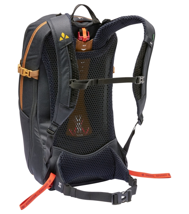 Vaude Vaude Wizard 18+4 dagtour rugzak 008_black/umbra 14566 008_Black/Umbra Vaude tassen 14566 marine bij Leerentveldvrijetijd.nl