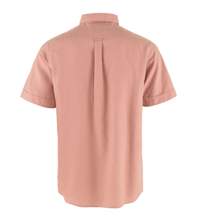 Fjällräven Fjällräven Ovik Travel Shirt SS M 300_dusty rose F87039 300_Dusty Rose Fjällräven fleeces en truien F87039 ivoor bij Leerentveldvrijetijd.nl