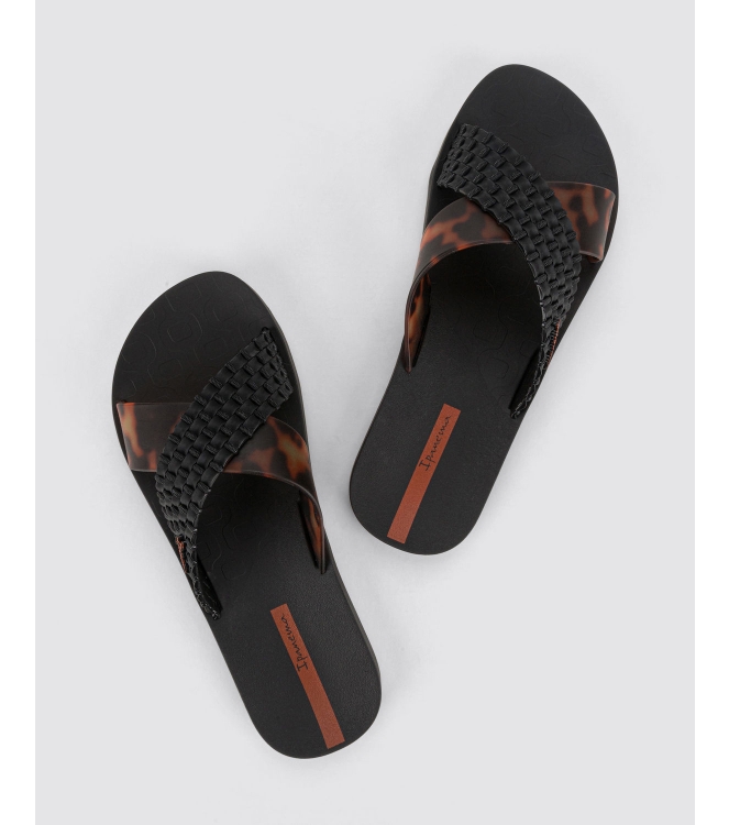 Ipanema Ipanema Sense bc402_black IP 27214 BC402_Black Ipanema slippers IP 27214 licht grijs bij Leerentveldvrijetijd.nl