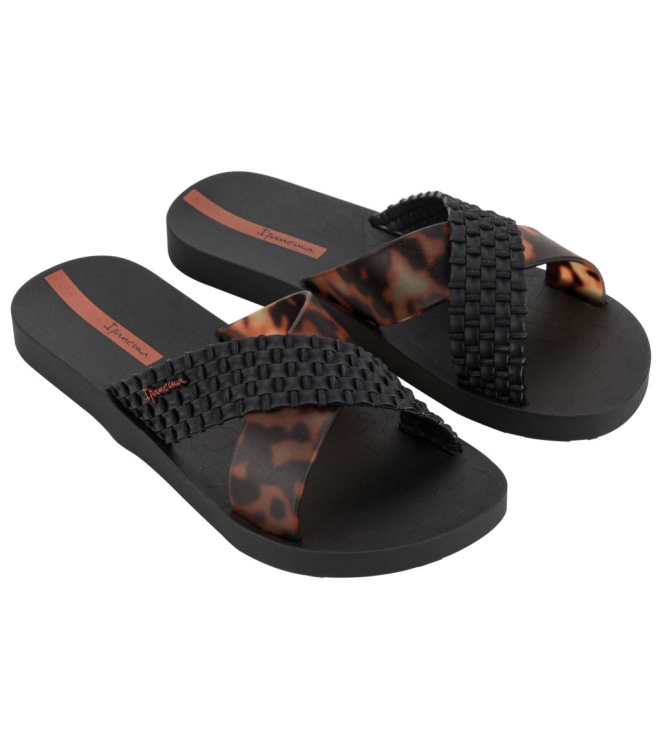 Ipanema Ipanema Sense bc402_black IP 27214 BC402_Black Ipanema slippers IP 27214 licht grijs bij Leerentveldvrijetijd.nl