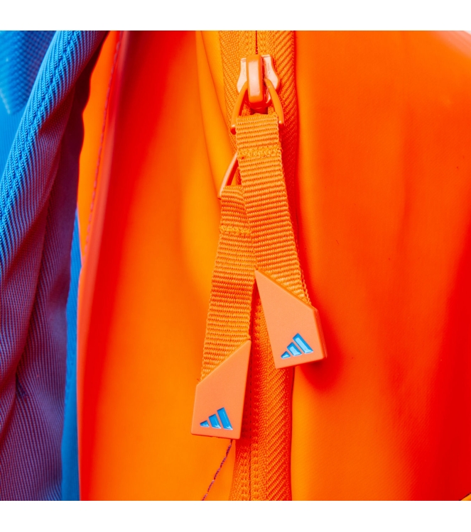 Adidas hockeytassen CDH106 antraciet bij Leerentveldvrijetijd.nl