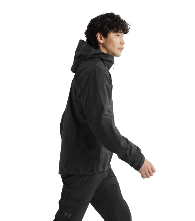 Arc'teryx Arc\'teryx Beta Jacket M black X000010511 Black Arc'teryx jassen X000010511 licht grijs bij Leerentveldvrijetijd.nl