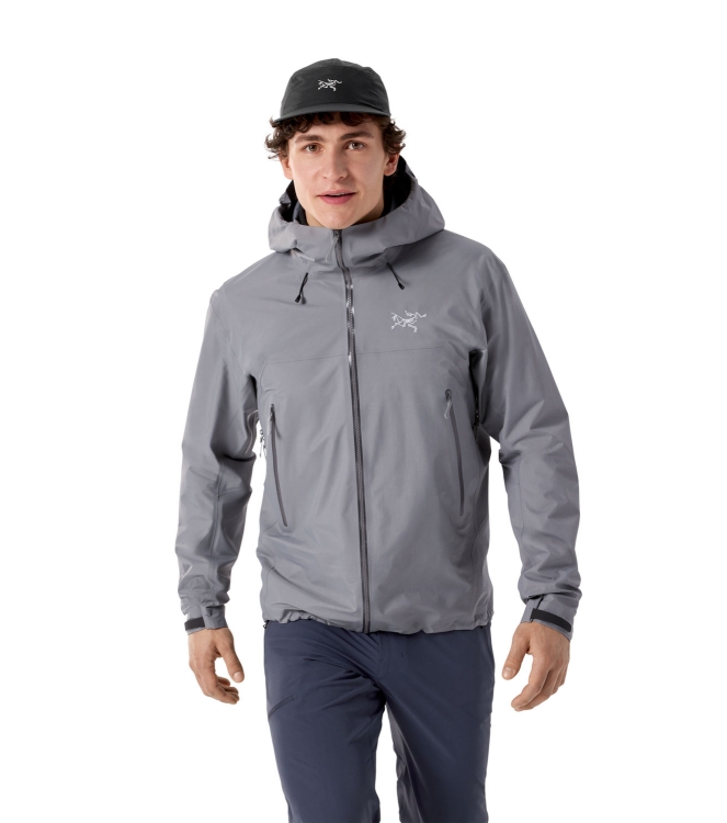 Arc'teryx Arc\'teryx Beta SL Jacket M void X000010552 Void Arc'teryx jassen X000010552 lichtblauw bij Leerentveldvrijetijd.nl