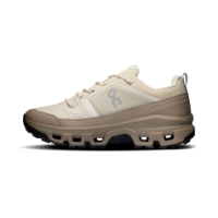on Cloudrock Low WP 1 5320_Grain | Soba 3WF10145320