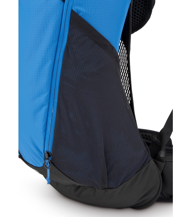 Rab Rab Airox 24 mbb_maya blue/black QAQ-10 MBB_Maya Blue/Black Rab tassen QAQ-10 antraciet bij Leerentveldvrijetijd.nl