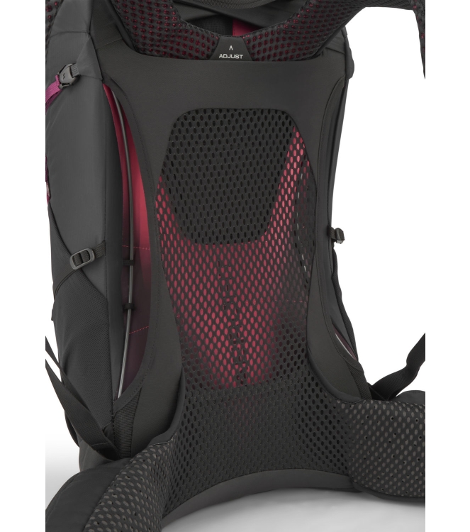 Rab Rab Airox 34ND mbl_mulberry/black QAQ-15 MBL_Mulberry/Black Rab tassen QAQ-15 blauw combinatie bij Leerentveldvrijetijd.nl