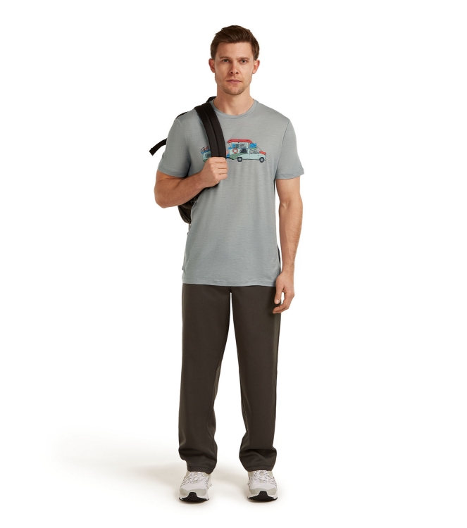 Icebreaker fleeces en truien IB0A57FL lichtblauw bij Leerentveldvrijetijd.nl