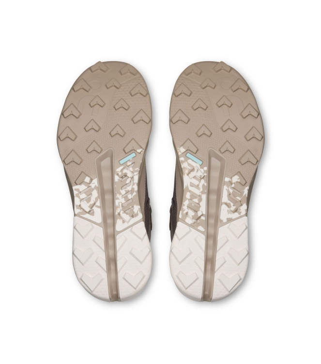 on on Cloudhorizon 2 Mid WP 3318_cinder | desert 3WG30553318 3318_Cinder | Desert on wandelschoenen 3WG30553318 lichtblauw bij Leerentveldvrijetijd.nl