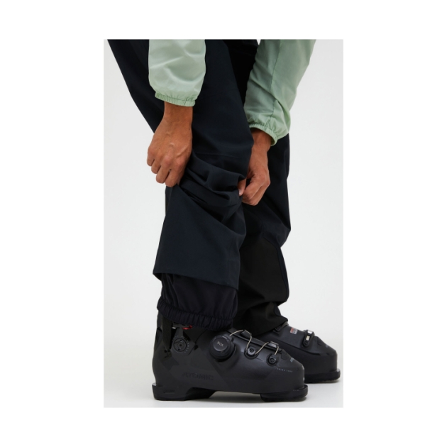 peak-performance M Maroon 3L Pants 020_Black G81174