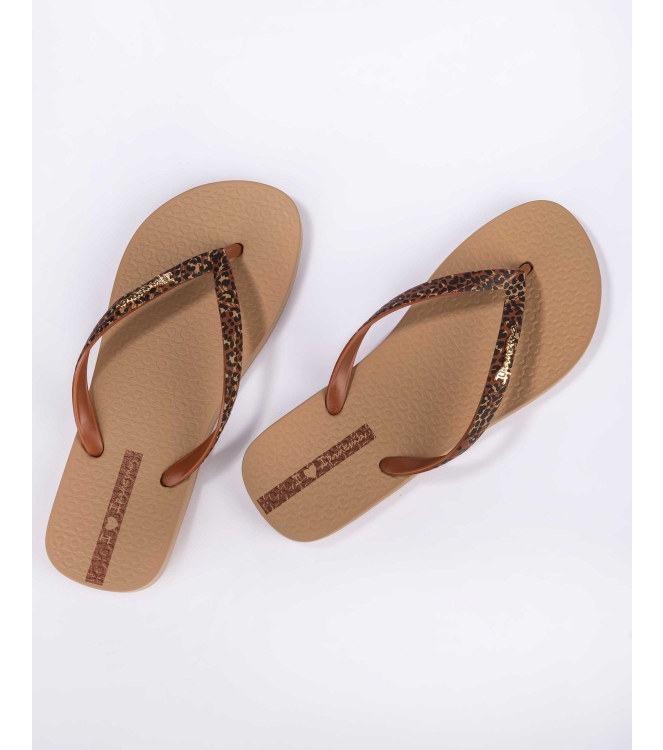 Ipanema Ipanema Duna beige IP 83443 AJ641 Beige Ipanema slippers IP 83443 AJ641 jeans bij Leerentveldvrijetijd.nl