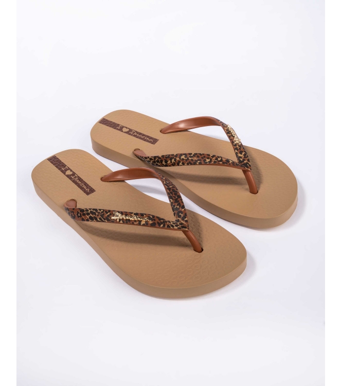 Ipanema Ipanema Duna beige IP 83443 AJ641 Beige Ipanema slippers IP 83443 AJ641 jeans bij Leerentveldvrijetijd.nl