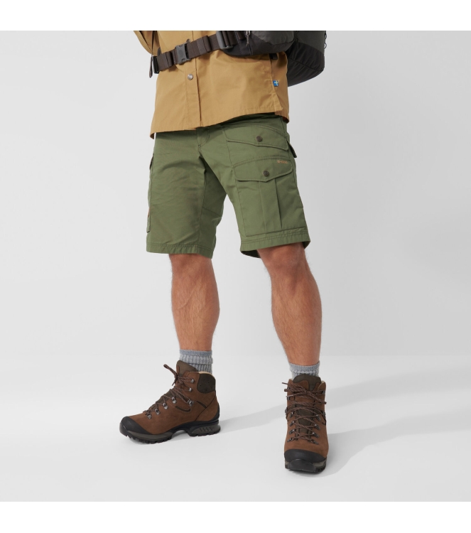 Fjällräven Fjällräven Barents Pro Shorts Heren laurel green 82467 625 Laurel Green Fjällräven broeken 82467 625 blauw bij Leerentveldvrijetijd.nl
