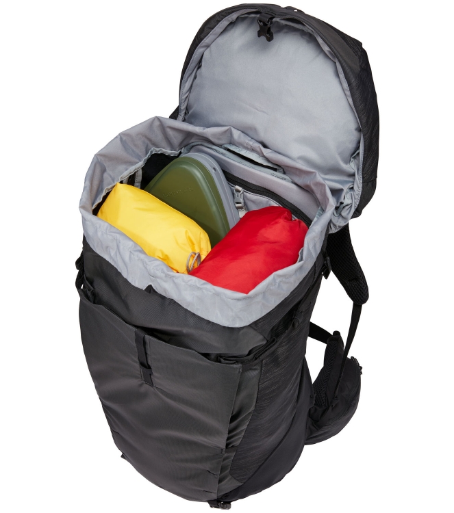 Thule Thule Topio 40 Liter Trekkersrugzak black 3204507 Black Thule tassen 3204507 licht grijs bij Leerentveldvrijetijd.nl
