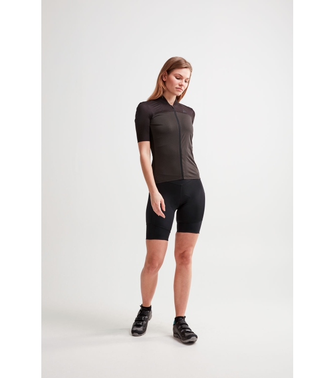 Craft Craft Essence Bike Shorts Women black 1907136 999000 black Craft broeken 1907136 999000 licht grijs bij Leerentveldvrijetijd.nl