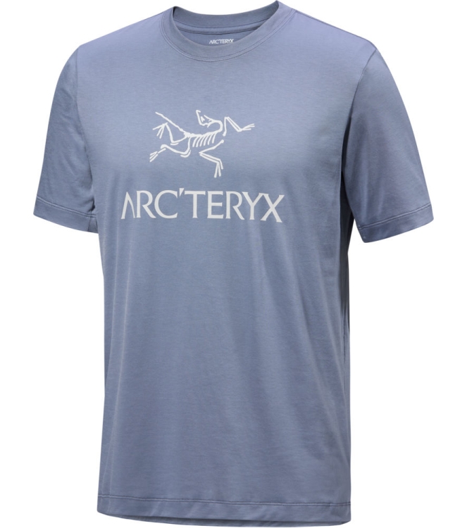 Arc'teryx Arc\'teryx Arc\'Word Logo SS M stratus / arctic silk X000007991 Stratus / Arctic Silk Arc'teryx fleeces en truien X000007991 zand bij Leerentveldvrijetijd.nl