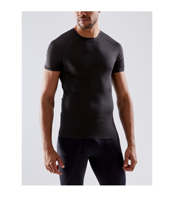Craft Craft Pro Dry Nanoweight SS M black 1908851-999000 Black Craft wintersportkleding 1908851-999000 licht grijs bij Leerentveldvrijetijd.nl