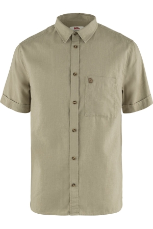 Fjällräven Fjällräven Övik Travel Shirt SS M Sand Stone Fjällräven Fjällräven Övik Travel Shirt SS M Sand Stone